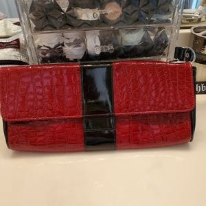 Hell's Bells Clutch